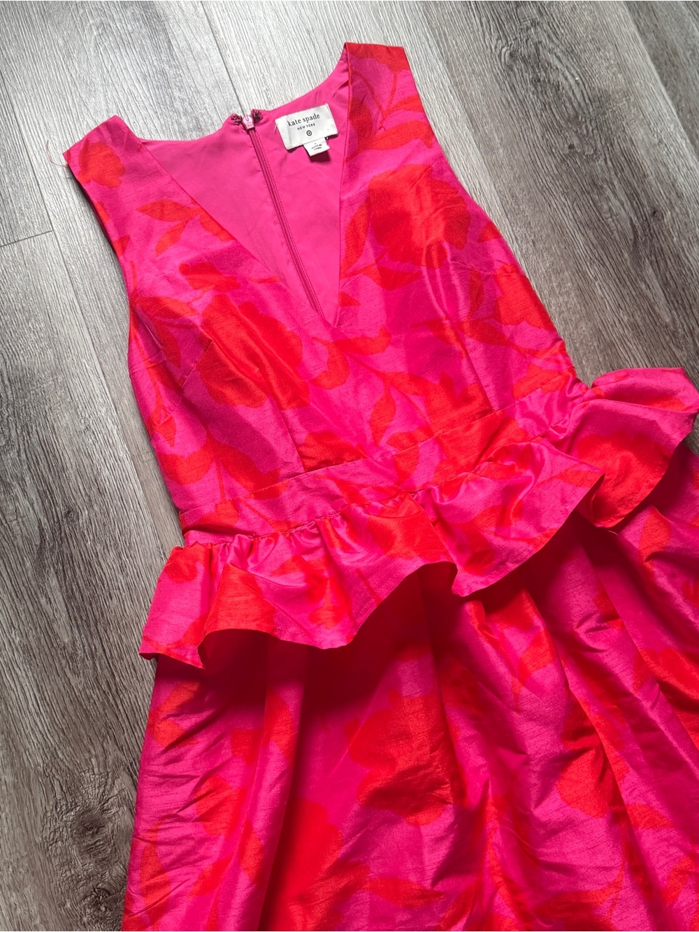 kate spade new york Size 2 Pink/Red V-Neck Sleeveless A-Line Long Dress - 0169